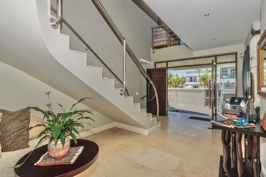 8 Bedroom Property for Sale in Sunset Beach Western Cape
